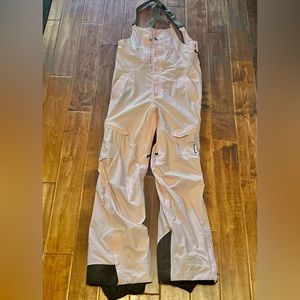 Burton Women’s Goretex Large L Bib Snowboard or Ski Pants Baby Pink AK 2L Kimmy